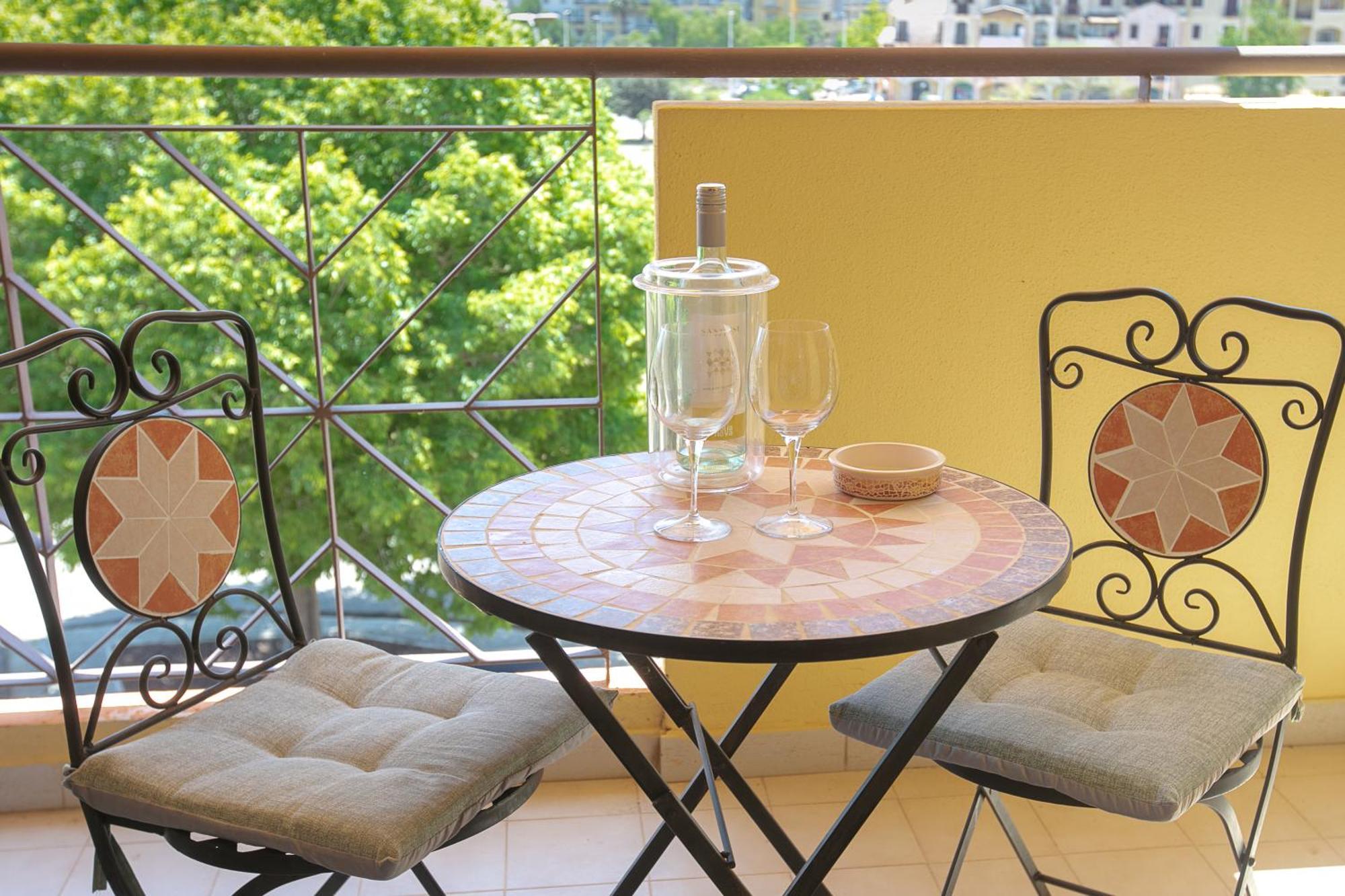 クアルトゥ・サンテーレナ Giardini E Mare Bed & Breakfast エクステリア 写真